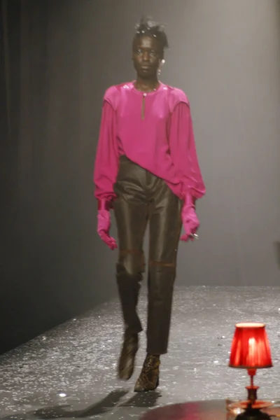 Look 8